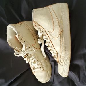 Size 10 Nike Blazer High